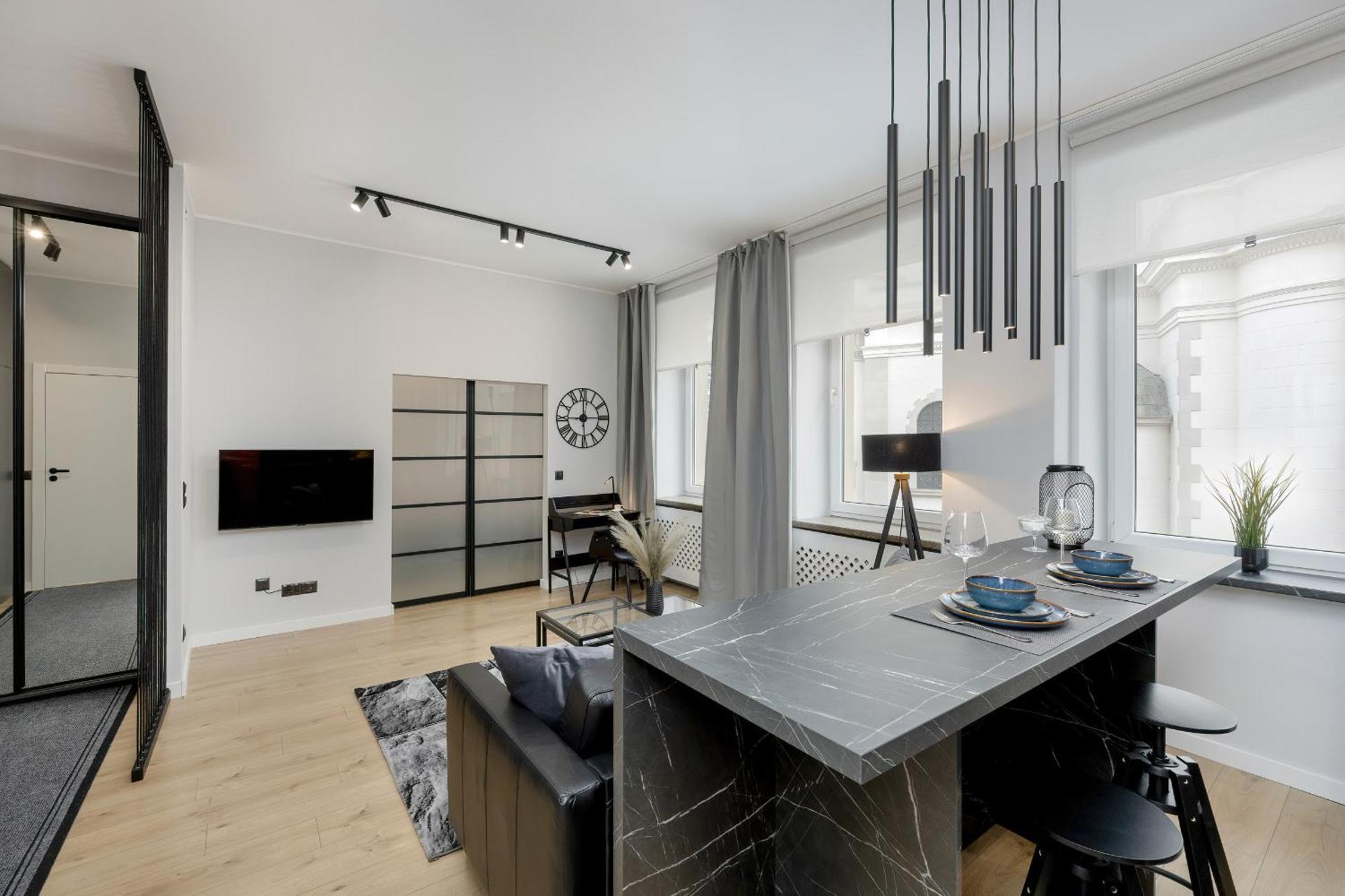 Exclusive Grey And Red Apartment In Warsaw Center By Noclegi Renters Zewnętrze zdjęcie