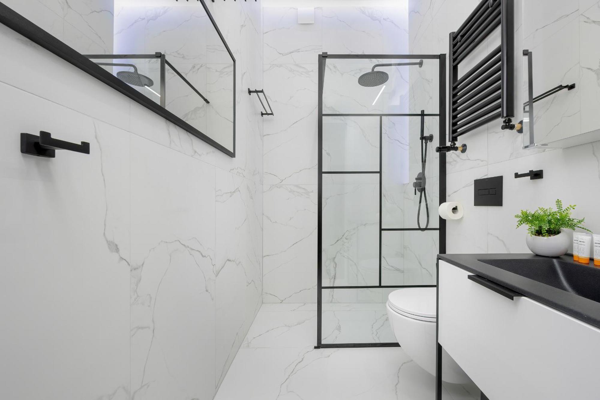 Exclusive Grey And Red Apartment In Warsaw Center By Noclegi Renters Zewnętrze zdjęcie